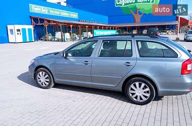 Универсал Skoda Octavia 2011 в 