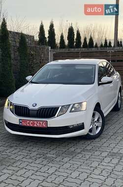 Ліфтбек Skoda Octavia 2019 в Стрию