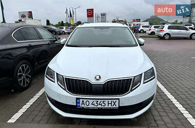 Универсал Skoda Octavia 2017 в Мукачево