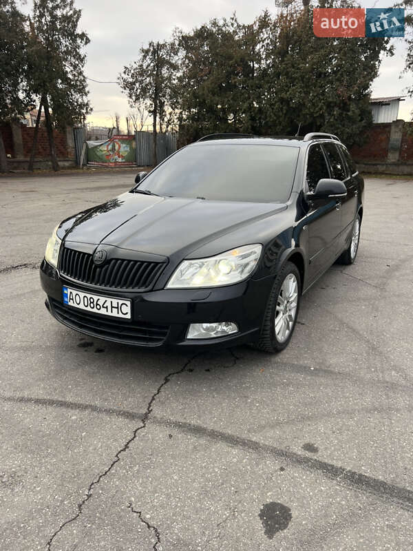 Универсал Skoda Octavia 2012 в Ужгороде