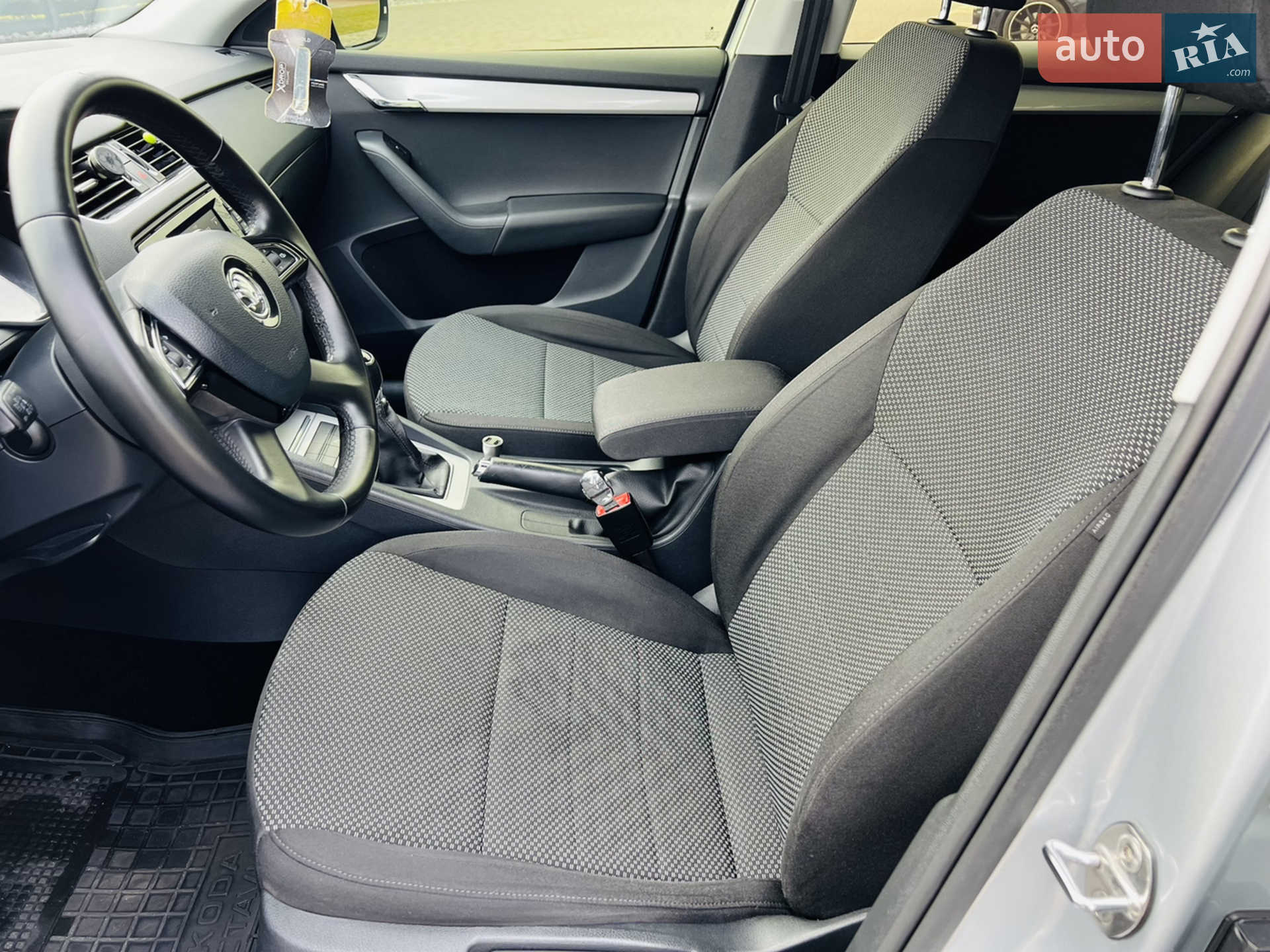 2015 Skoda Octavia - мініатюра 13