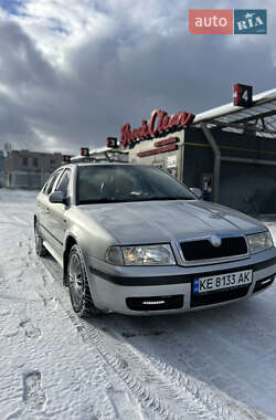 Ліфтбек Skoda Octavia 2000 в Дніпрі