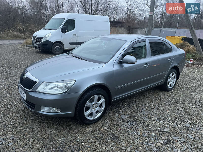 Лифтбек Skoda Octavia 2012 в Львове