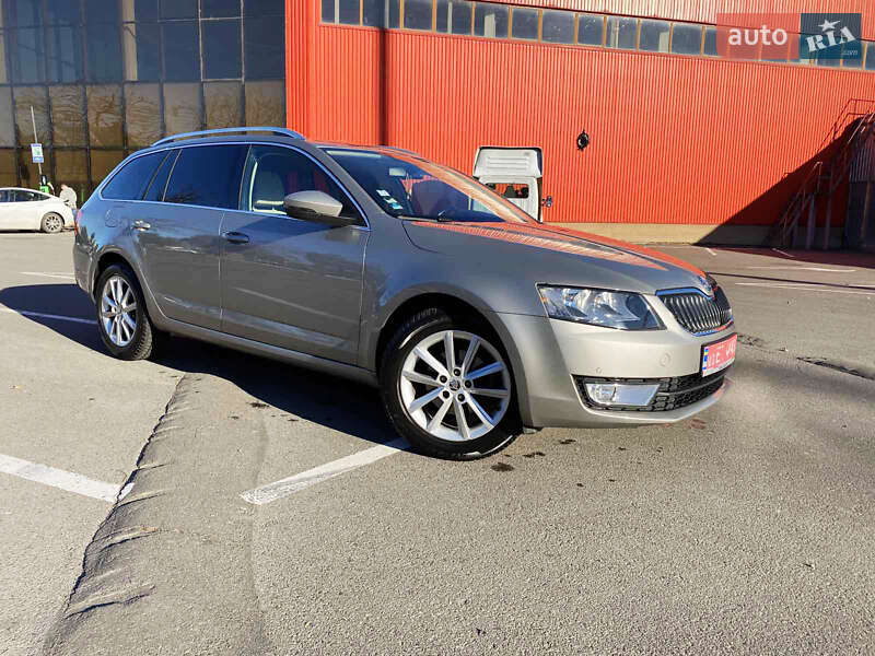 Універсал Skoda Octavia 2013 в Одесі