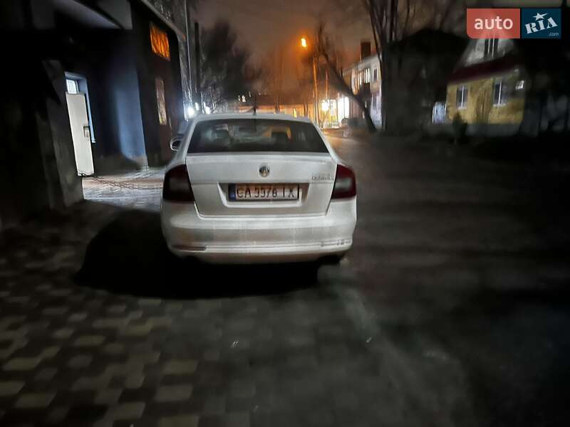 Ліфтбек Skoda Octavia 2012 в Звенигородці фото 7 Ліфтбек Skoda Octavia 2012 в Звенигородці