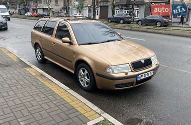 Универсал Skoda Octavia 2001 в Запорожье