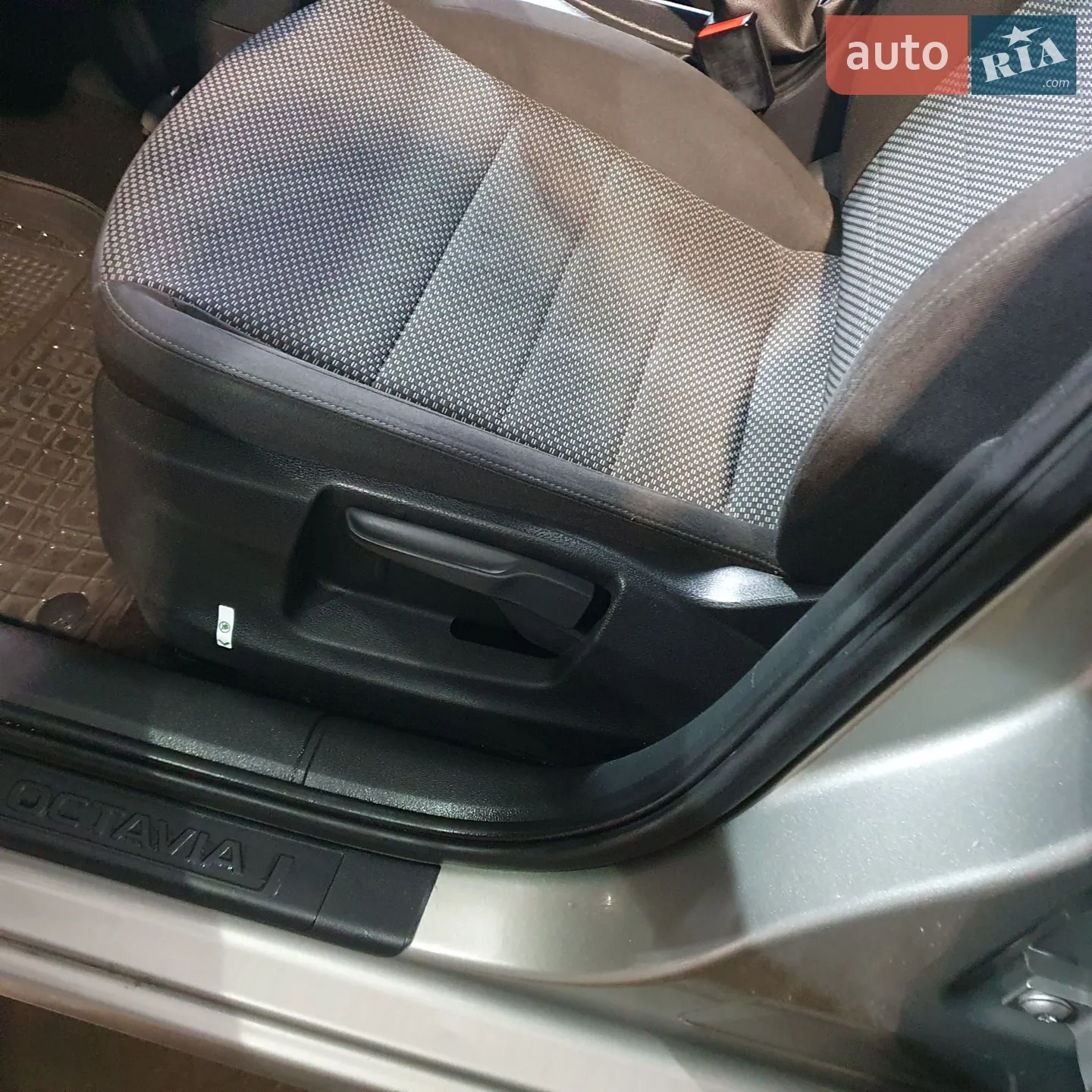 2014 Skoda Octavia - мініатюра 20