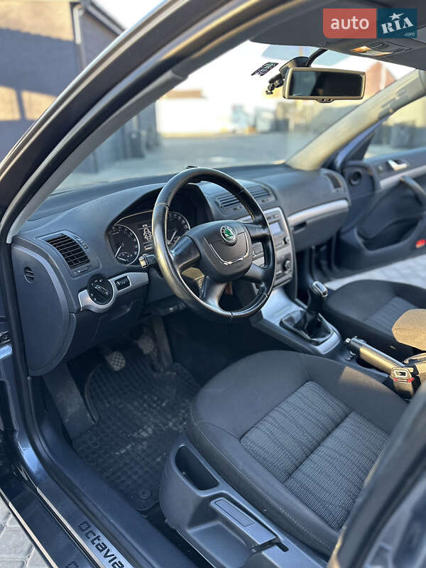 Универсал Skoda Octavia 2011 в Первомайске фото 88 Универсал Skoda Octavia 2011 в Первомайске