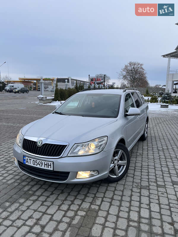Універсал Skoda Octavia 2010 в Снятині