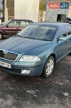 Лифтбек Skoda Octavia 2006 в Каневе