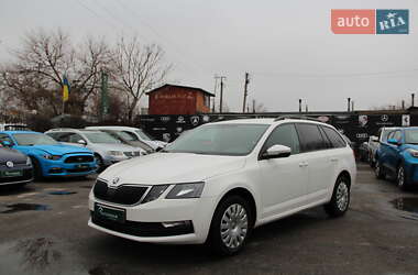 Универсал Skoda Octavia 2019 в Одессе