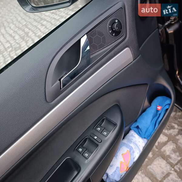 Универсал Skoda Octavia 2009 в Кельменцах