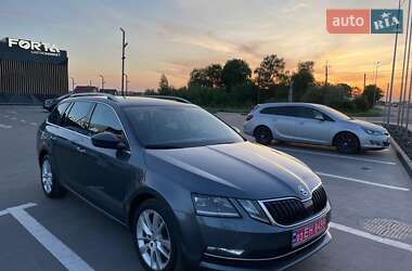 Універсал Skoda Octavia 2018 в Луцьку