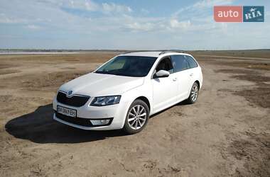 Універсал Skoda Octavia 2015 в Новоукраїнці