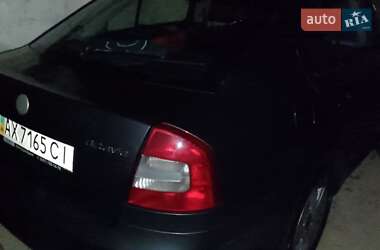 Лифтбек Skoda Octavia 2010 в 