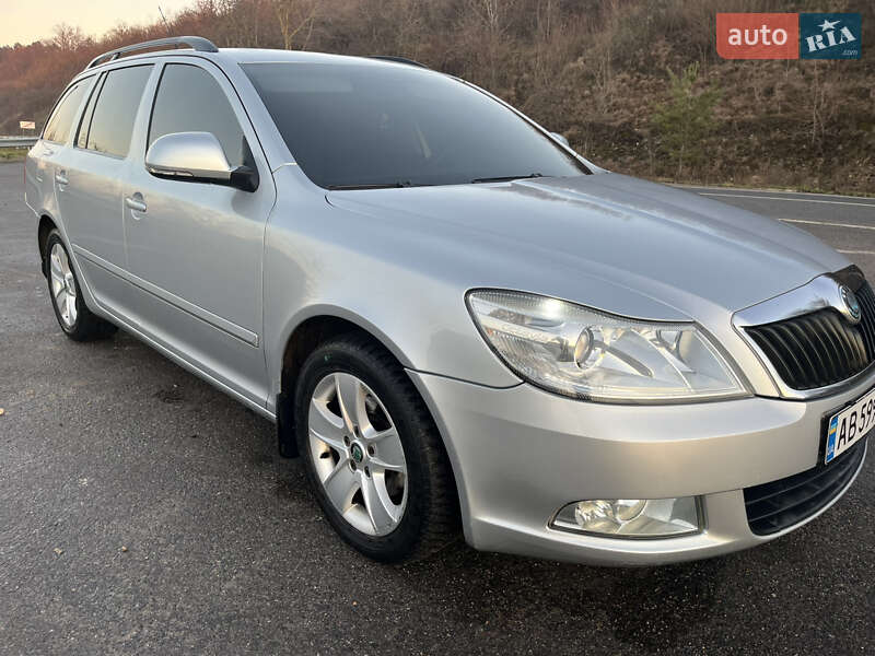 Универсал Skoda Octavia 2009 в Ямполе