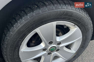 Универсал Skoda Octavia 2009 в 