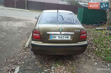 Лифтбек Skoda Octavia 1997 в Ровно