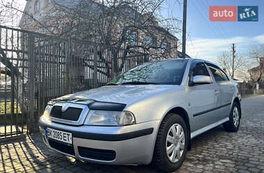 Ліфтбек Skoda Octavia 2008 в Рівному