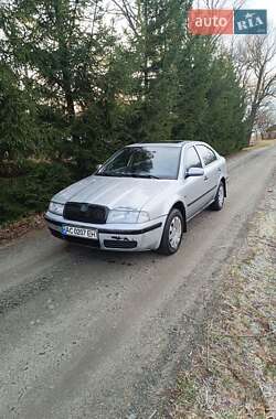 Ліфтбек Skoda Octavia 1998 в Голобах