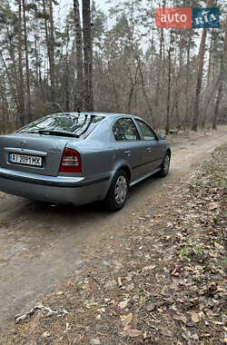 Ліфтбек Skoda Octavia 2003 в Обухові