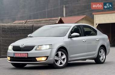 Ліфтбек Skoda Octavia 2015 в Хусті