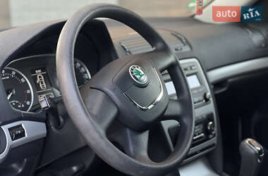 Универсал Skoda Octavia 2012 в 