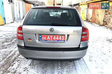 Универсал Skoda Octavia 2007 в Коростене