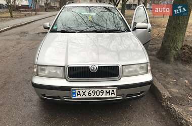 Універсал Skoda Octavia 2000 в Харкові