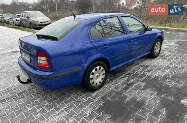 Лифтбек Skoda Octavia 2009 в 