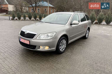 Універсал Skoda Octavia 2011 в Полтаві