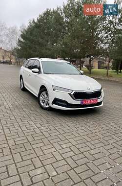 Універсал Skoda Octavia 2021 в Трускавці