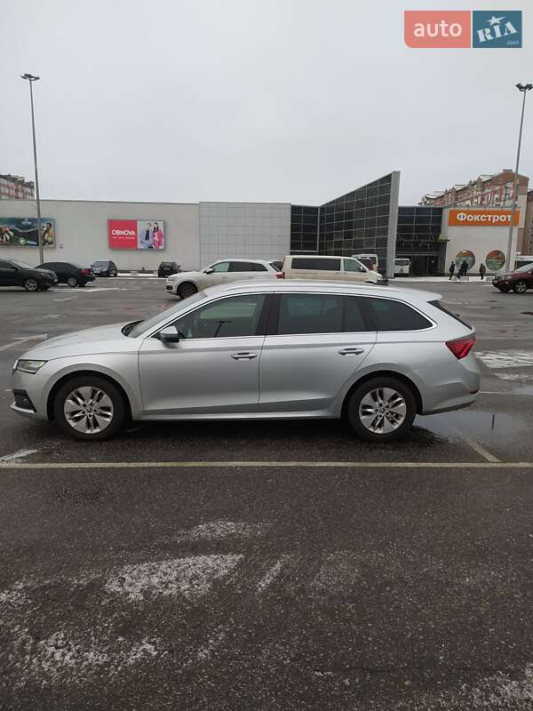 Универсал Skoda Octavia 2020 в Ивано-Франковске