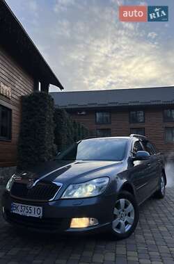 Універсал Skoda Octavia 2009 в Сарнах