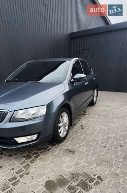 Ліфтбек Skoda Octavia 2015 в Кропивницькому