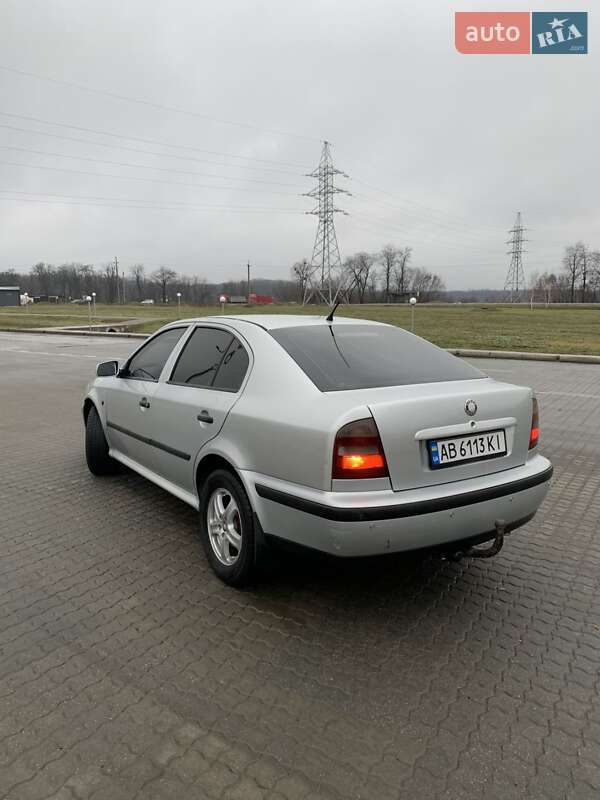 Лифтбек Skoda Octavia 2000 в Ладыжине