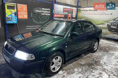 Ліфтбек Skoda Octavia 2004 в Валках