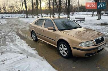 Лифтбек Skoda Octavia 2001 в Житомире