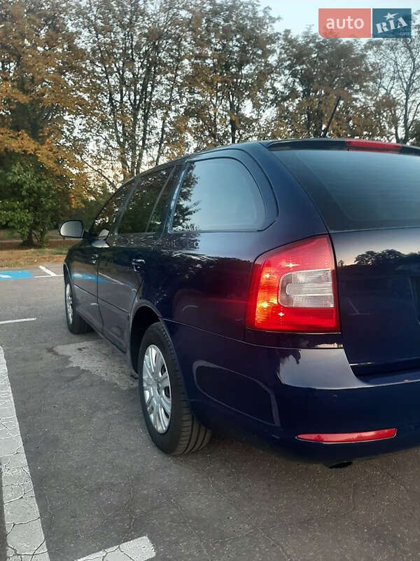 Универсал Skoda Octavia 2012 в Киеве фото 6 Универсал Skoda Octavia 2012 в Киеве