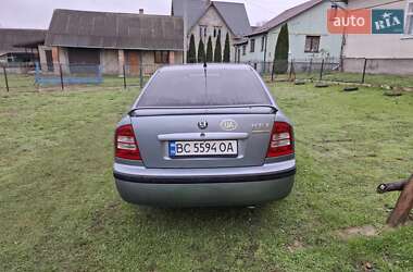 Ліфтбек Skoda Octavia 2002 в Самборі