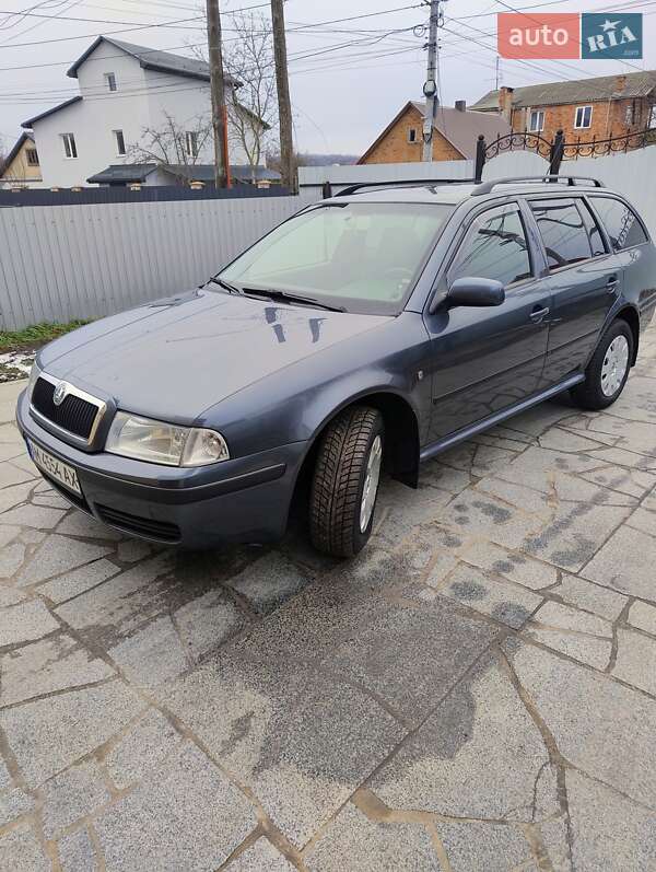 Універсал Skoda Octavia 2008 в Житомирі