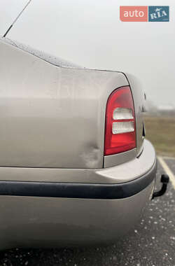 Лифтбек Skoda Octavia 2008 в 
