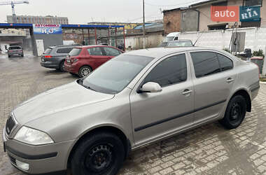 Лифтбек Skoda Octavia 2006 в 