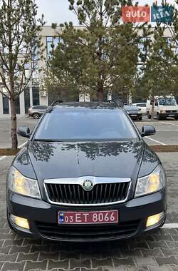 Універсал Skoda Octavia 2009 в Рівному