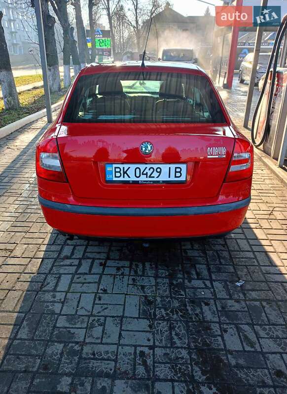 Лифтбек Skoda Octavia 2006 в Дубно