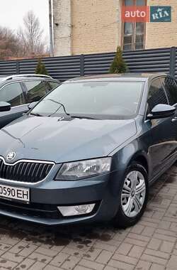 Ліфтбек Skoda Octavia 2015 в Черкасах