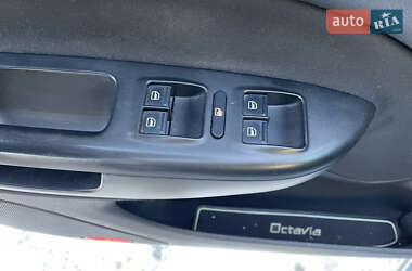 Лифтбек Skoda Octavia 2010 в 