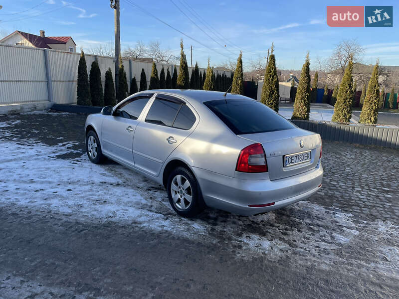 Ліфтбек Skoda Octavia 2010 в Чернівцях
