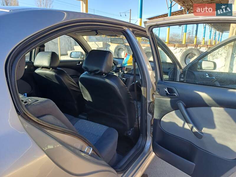 Ліфтбек Skoda Octavia 2006 в Одесі