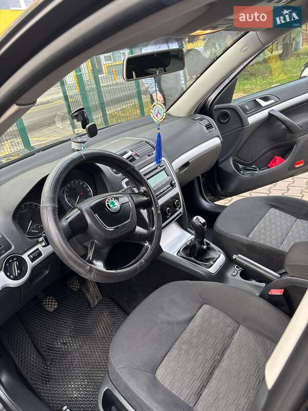 Ліфтбек Skoda Octavia 2011 в Ужгороді